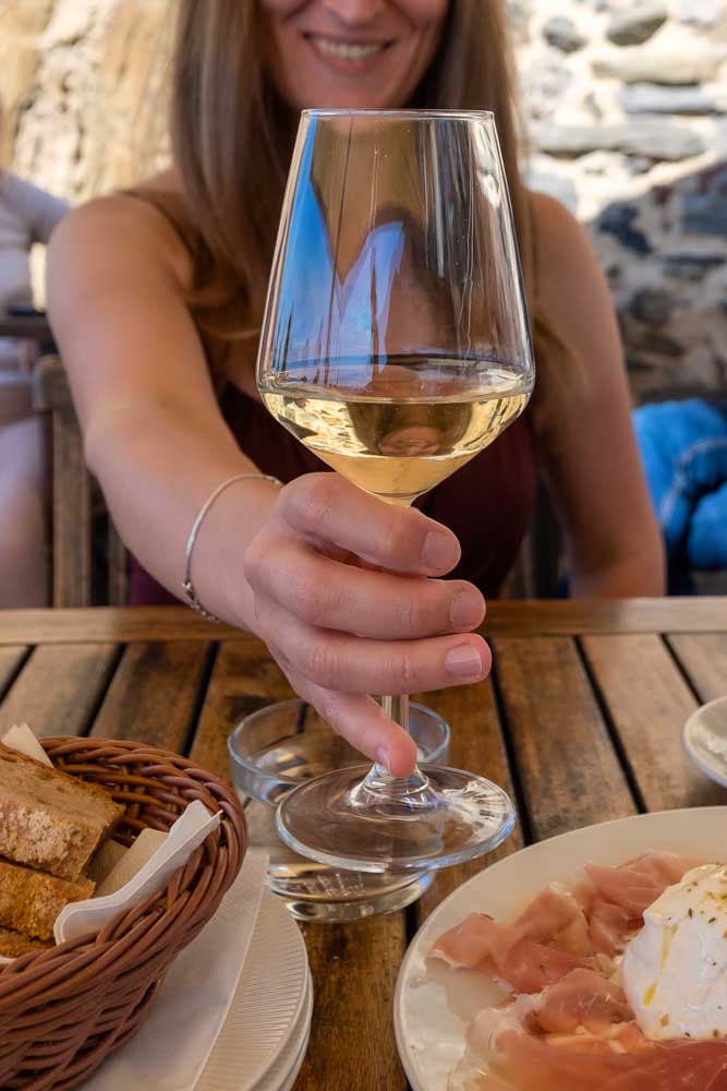 Degustacja wina w Cinque Terre