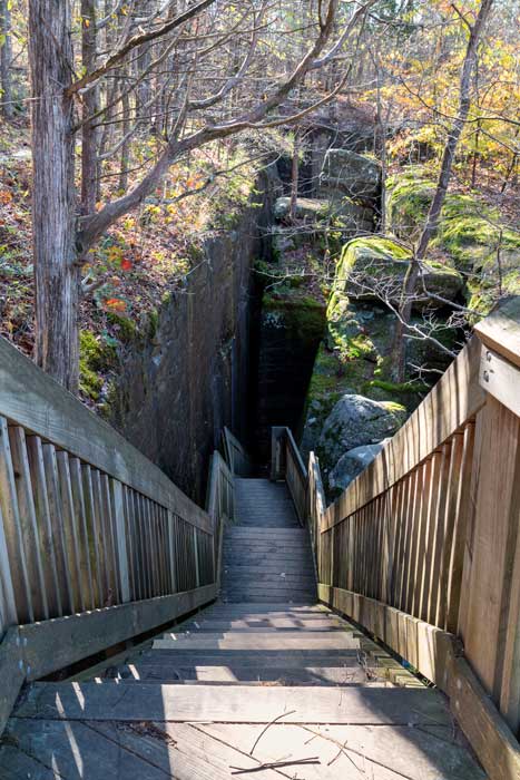 Rim Rock Recreational Area Trail in Shawnee National Forest