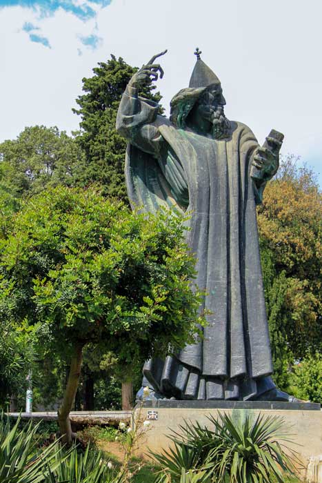 Gdur Ninski statue in Slit, Croatia