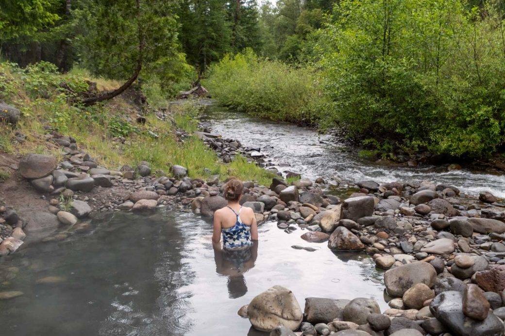 Oregon travel to the McCredie Hot Springs in the Willamette National Forest
