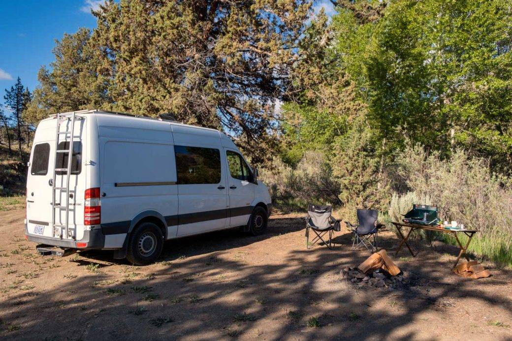 Oregon road trip in a campervan: wild camping  spot